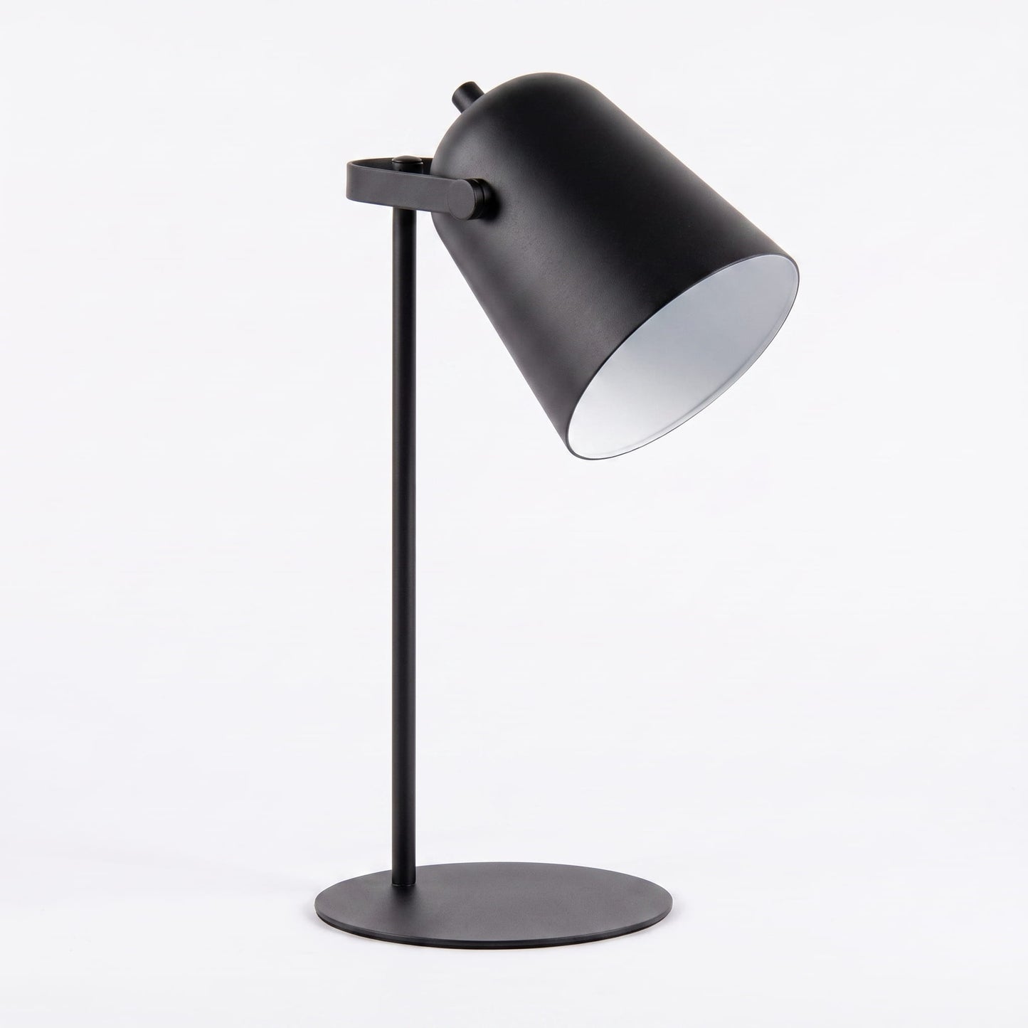 Modern LED Metal Desk Lamp – Contemporary Eye-Care Table Lamp for Home Office - Bedside